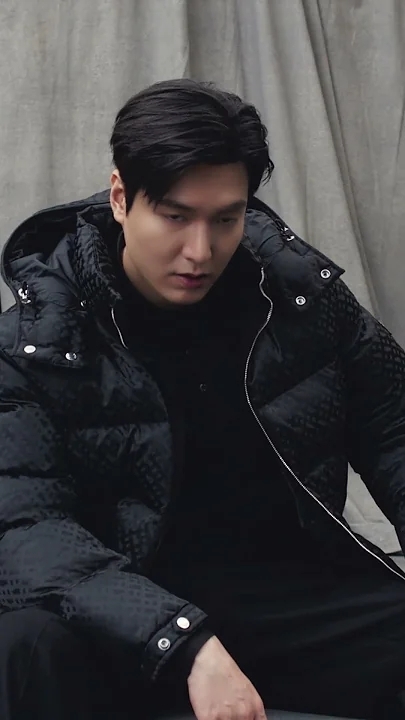 イ・ミンホの最近の活動ショット