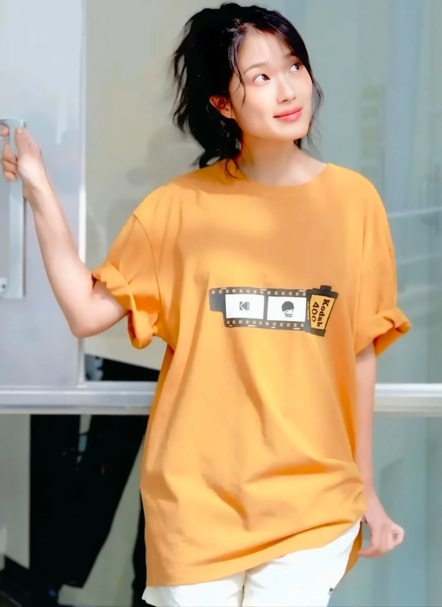 Recent activity shot of Kim Hyeyoon