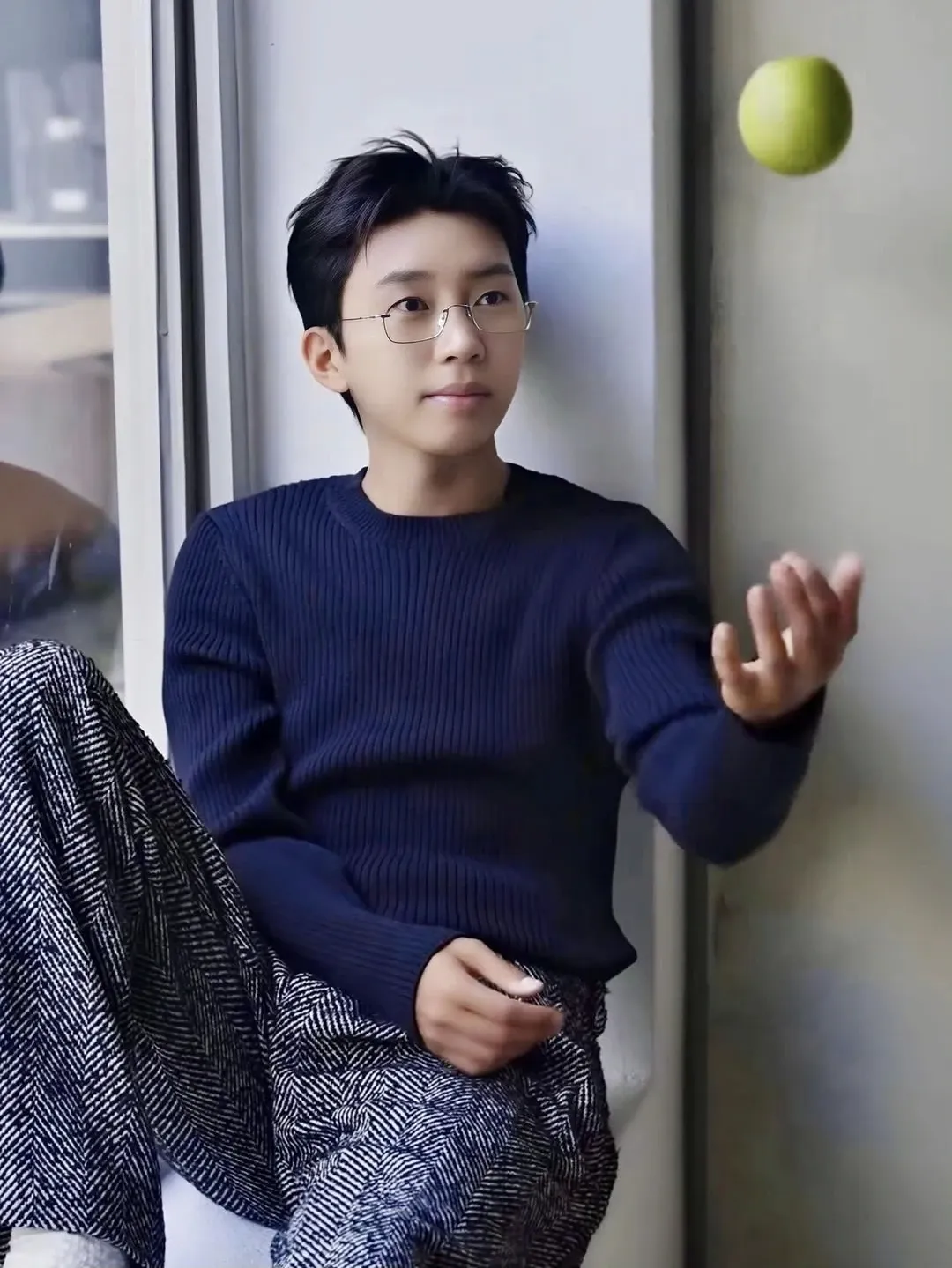 Cuplikan di balik layar dari Lim Youngwoong