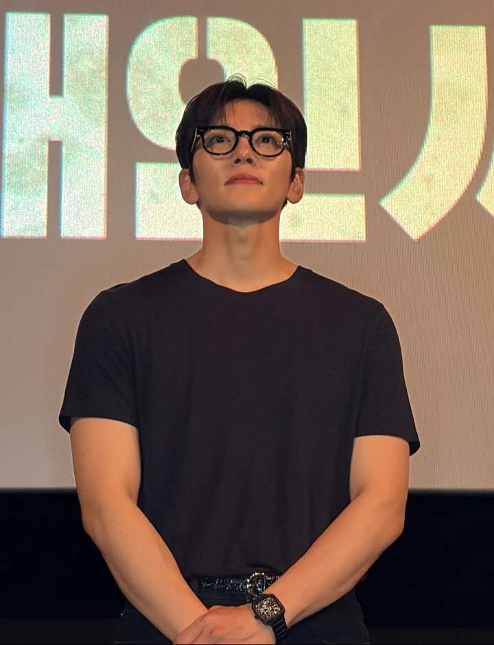 Latest photo of Ji Changwook