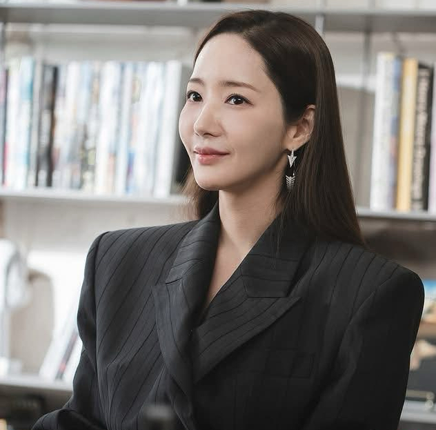 Recent activity shot of Park Minyoung
