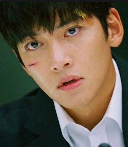 チ・チャンウクのビハインドカット