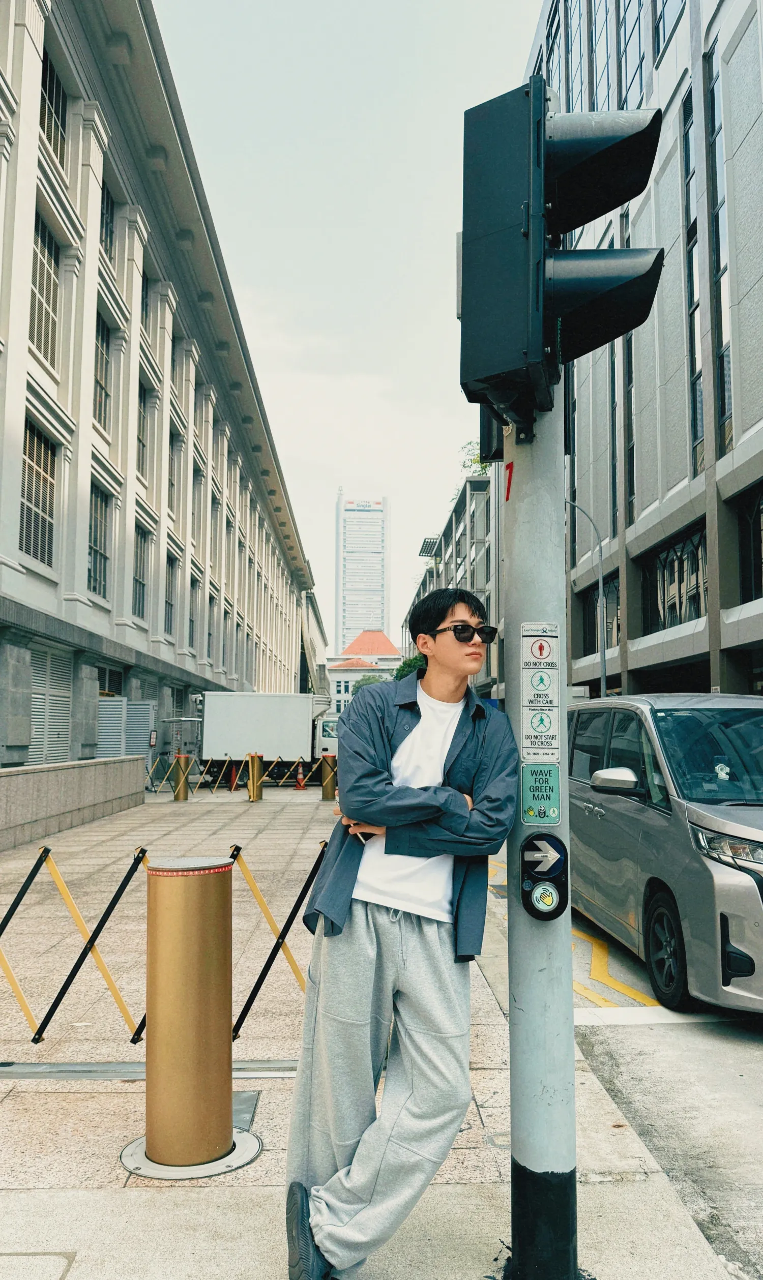 Representative background image loved by Kim Myungsoo (L) fandom