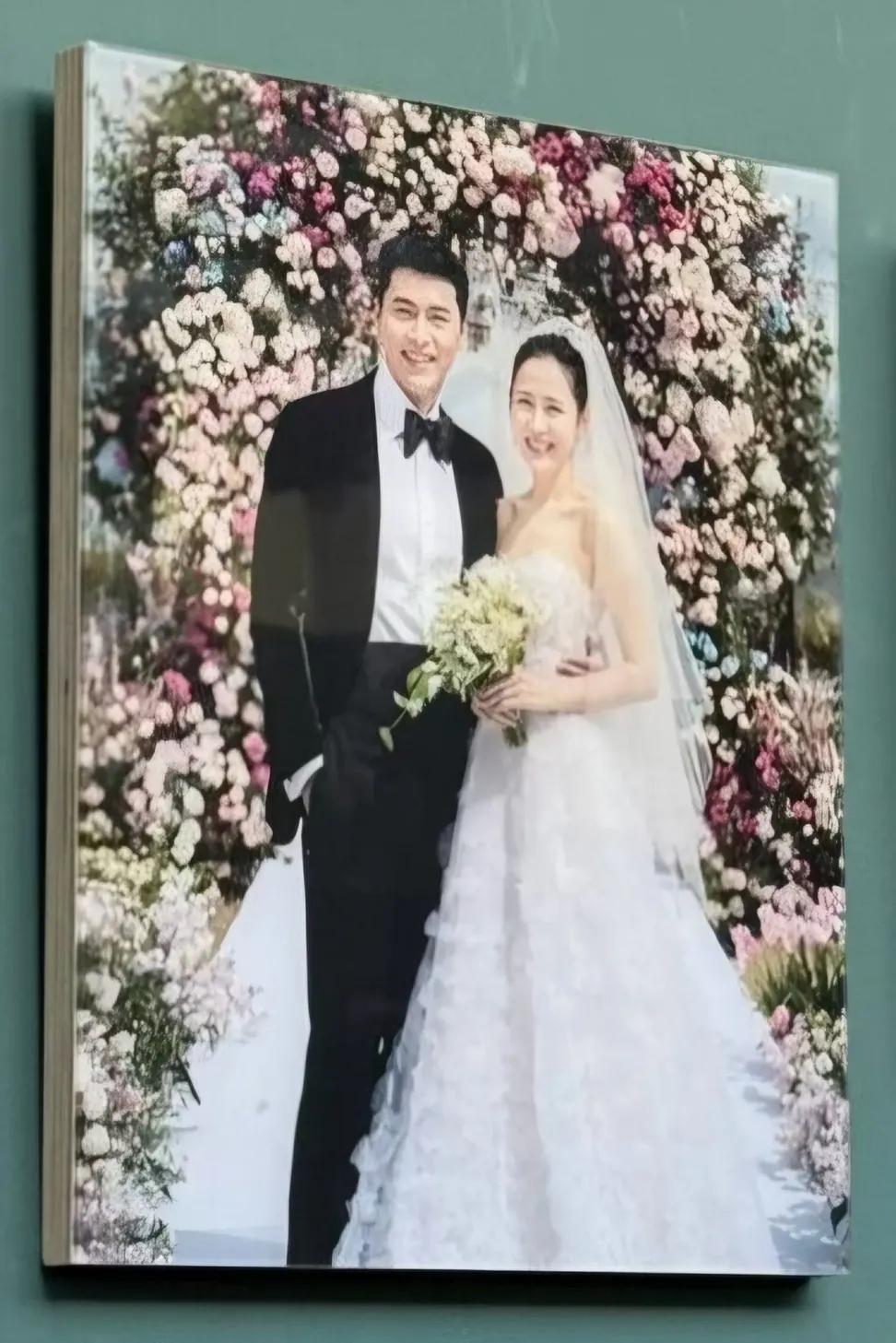 Cuplikan di balik layar dari Hyun Bin