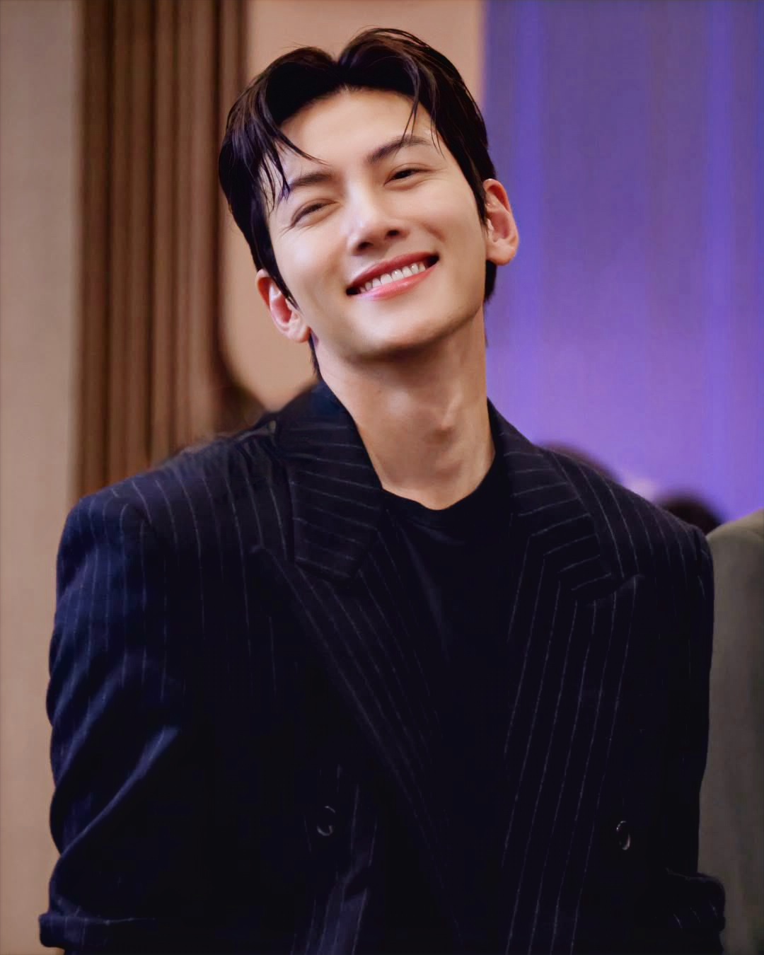 Behind-the-scenes cut of Ji Changwook