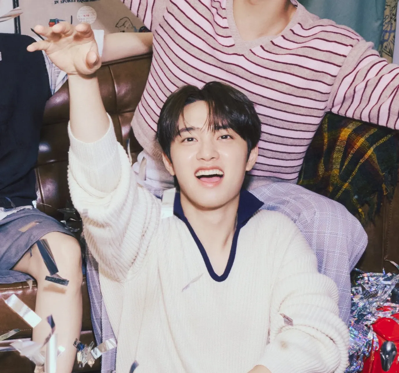Cuplikan di balik layar dari Doh Kyungsoo (D.O.)