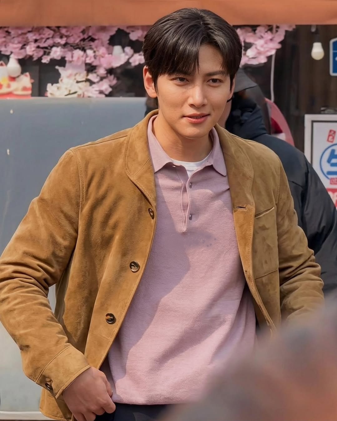 チ・チャンウクの最近の活動ショット