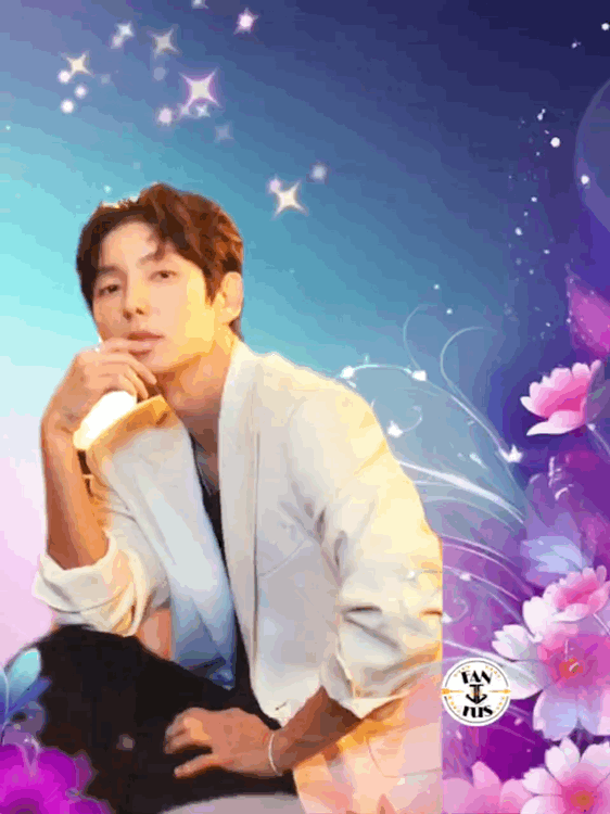 A moment captured by a fan of Lee Joongi