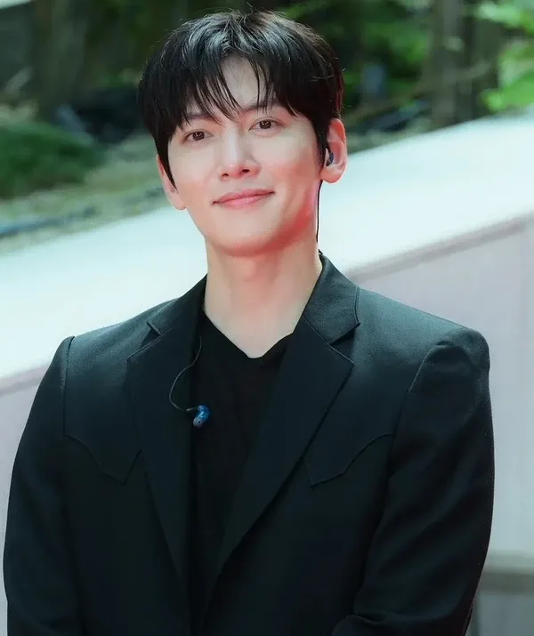 Recent activity shot of Ji Changwook
