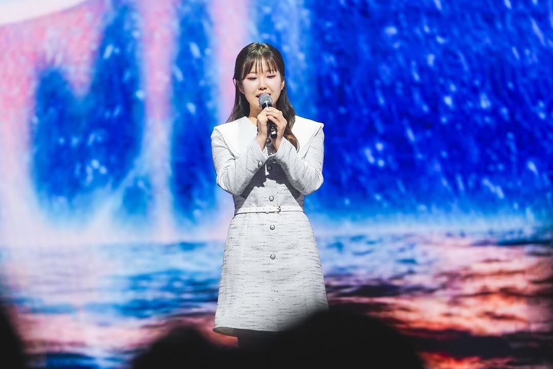 A moment captured by a fan of Hong Seongyun