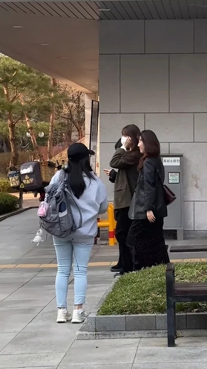 林允儿粉丝亲手制作的特别壁纸