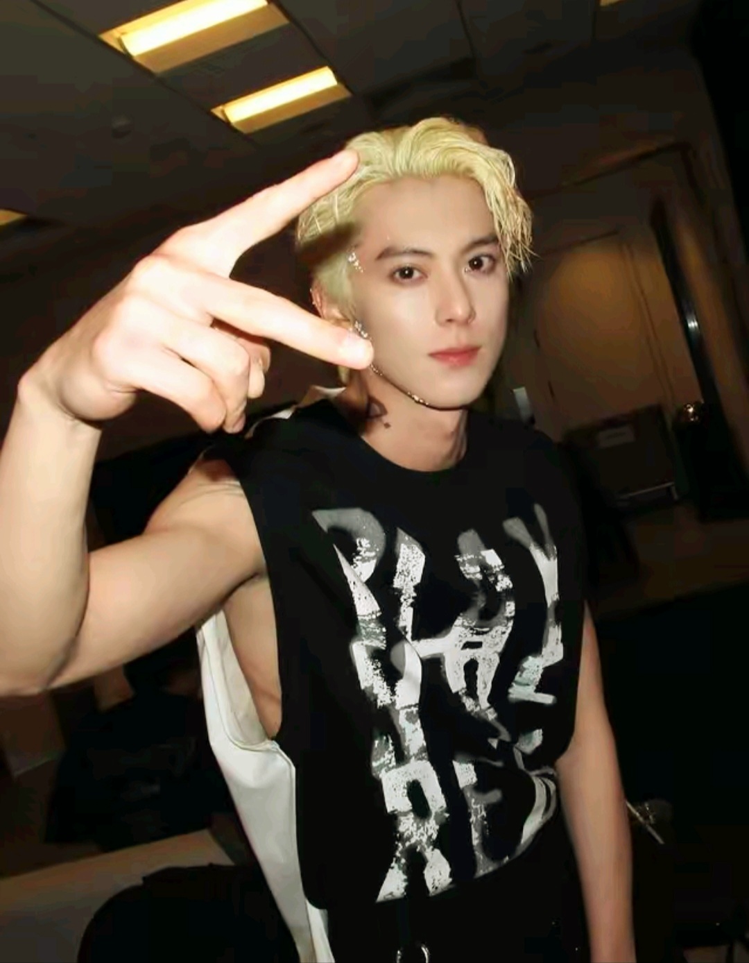 Latest photo of Dylan Wang