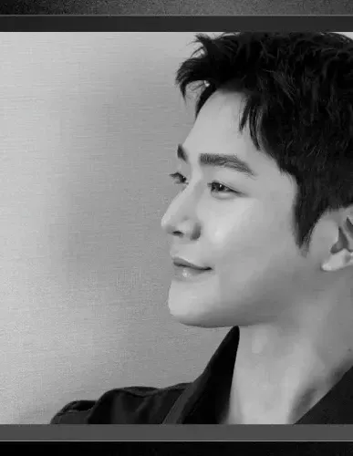 Foto terbaru dari Rowoon