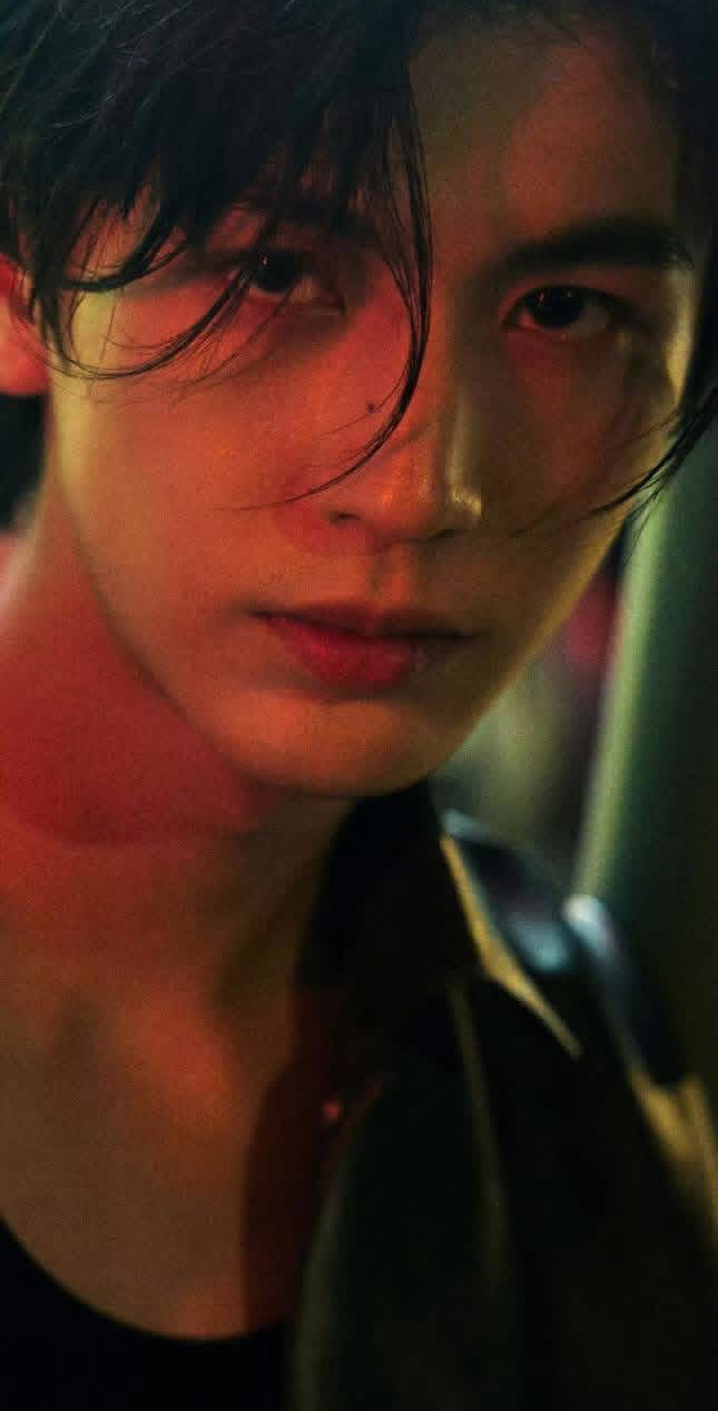 Latest photo of Zhang Linghe