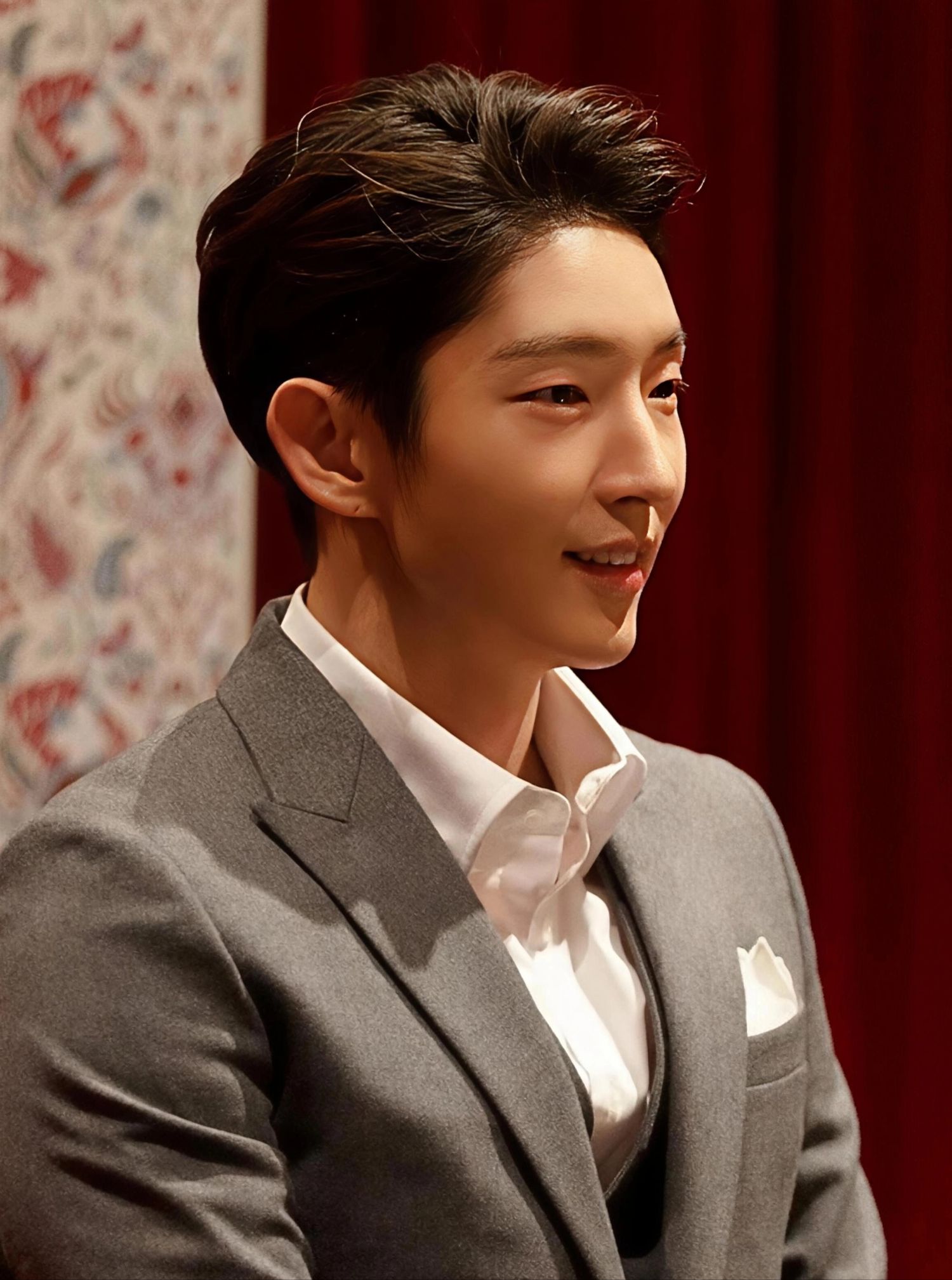 Latest photo of Lee Joongi