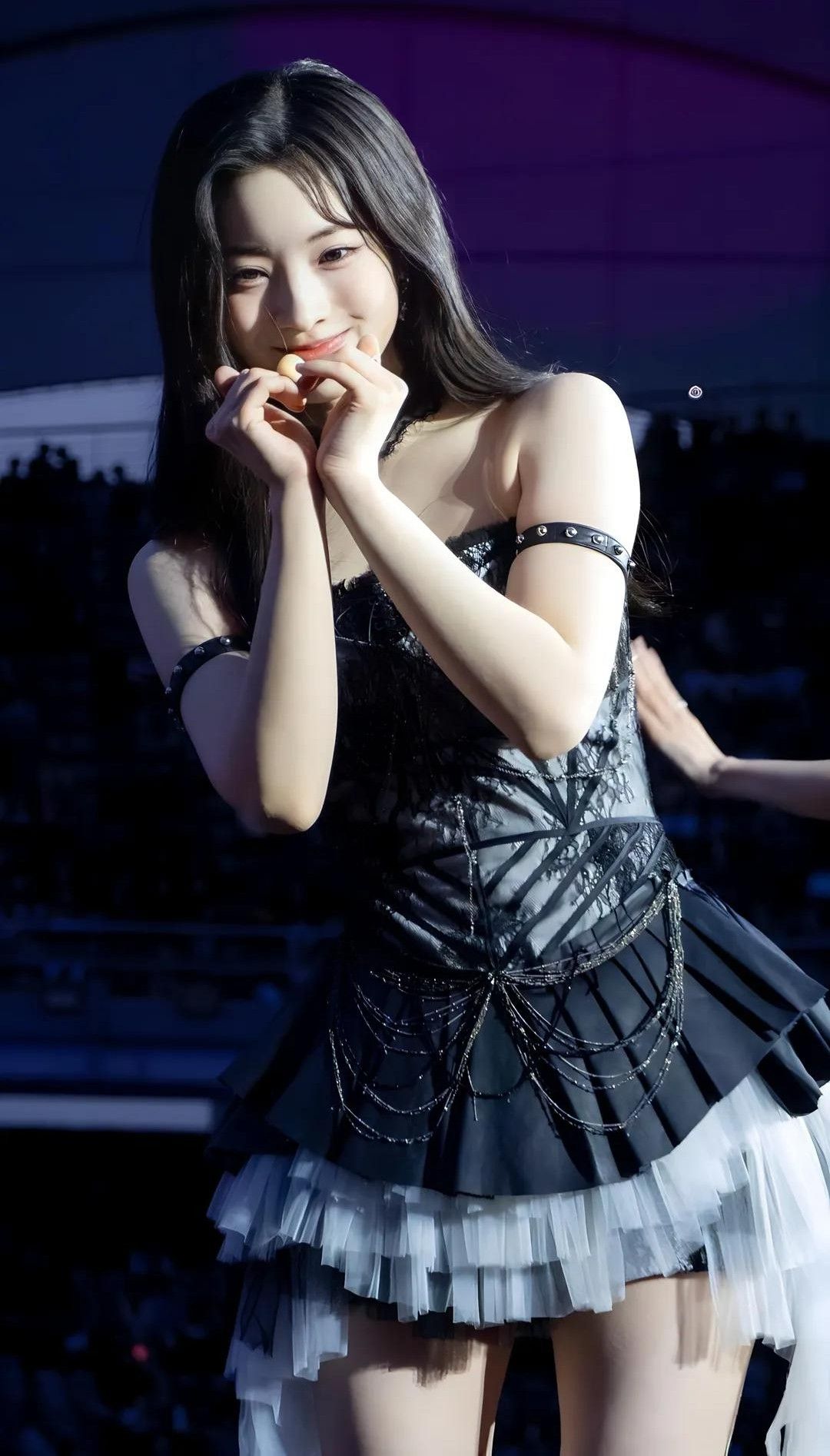 Emotional wallpaper shared by fans for Dahyun