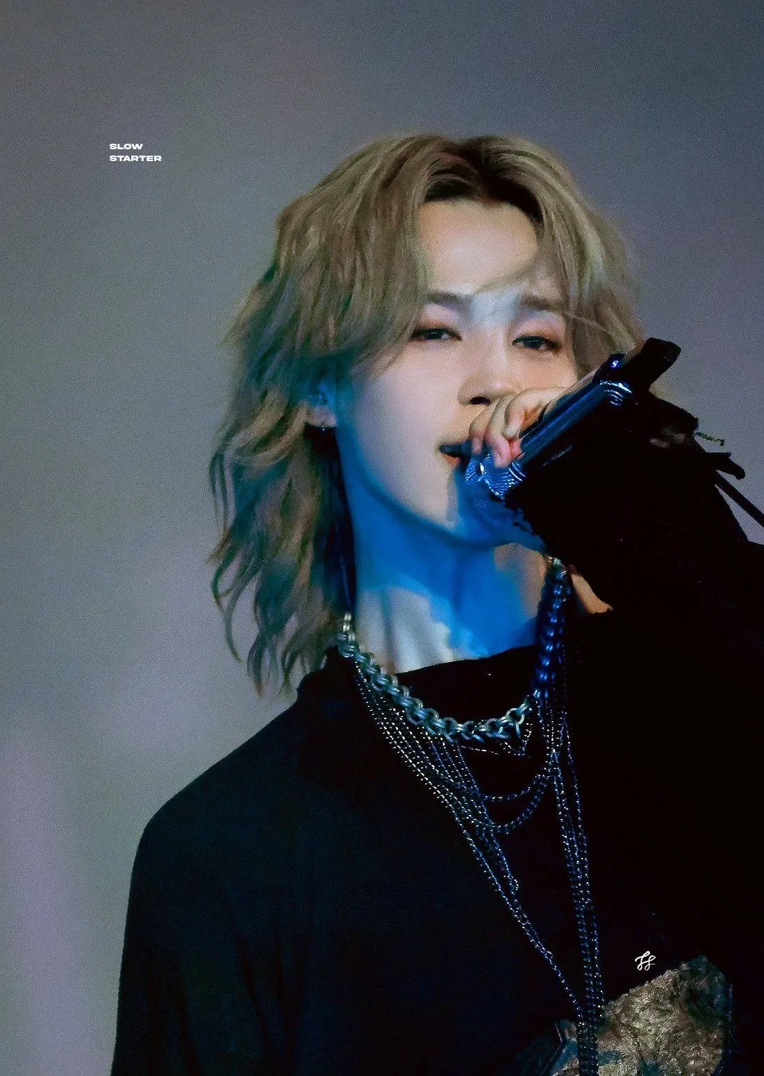 Behind-the-scenes cut of Ha Jimin