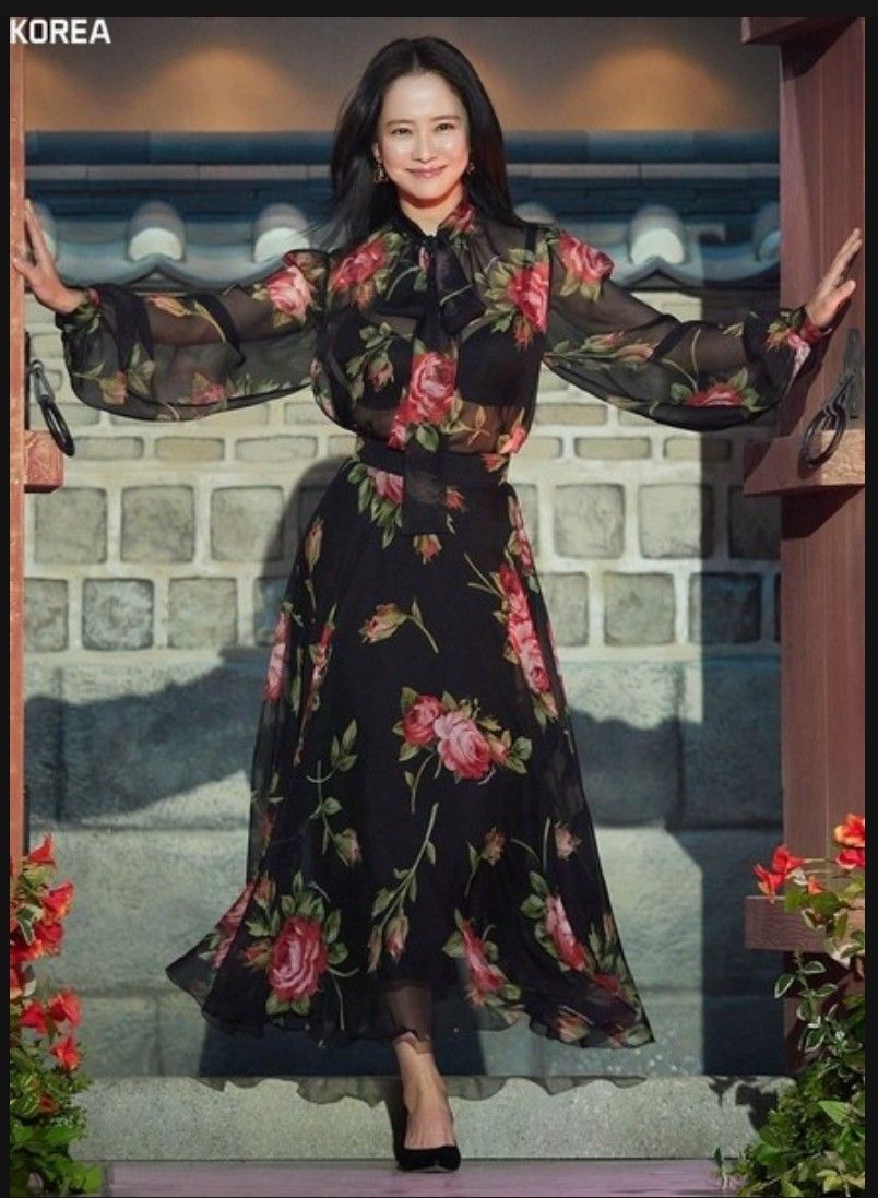 Cuplikan di balik layar dari Song Jihyo