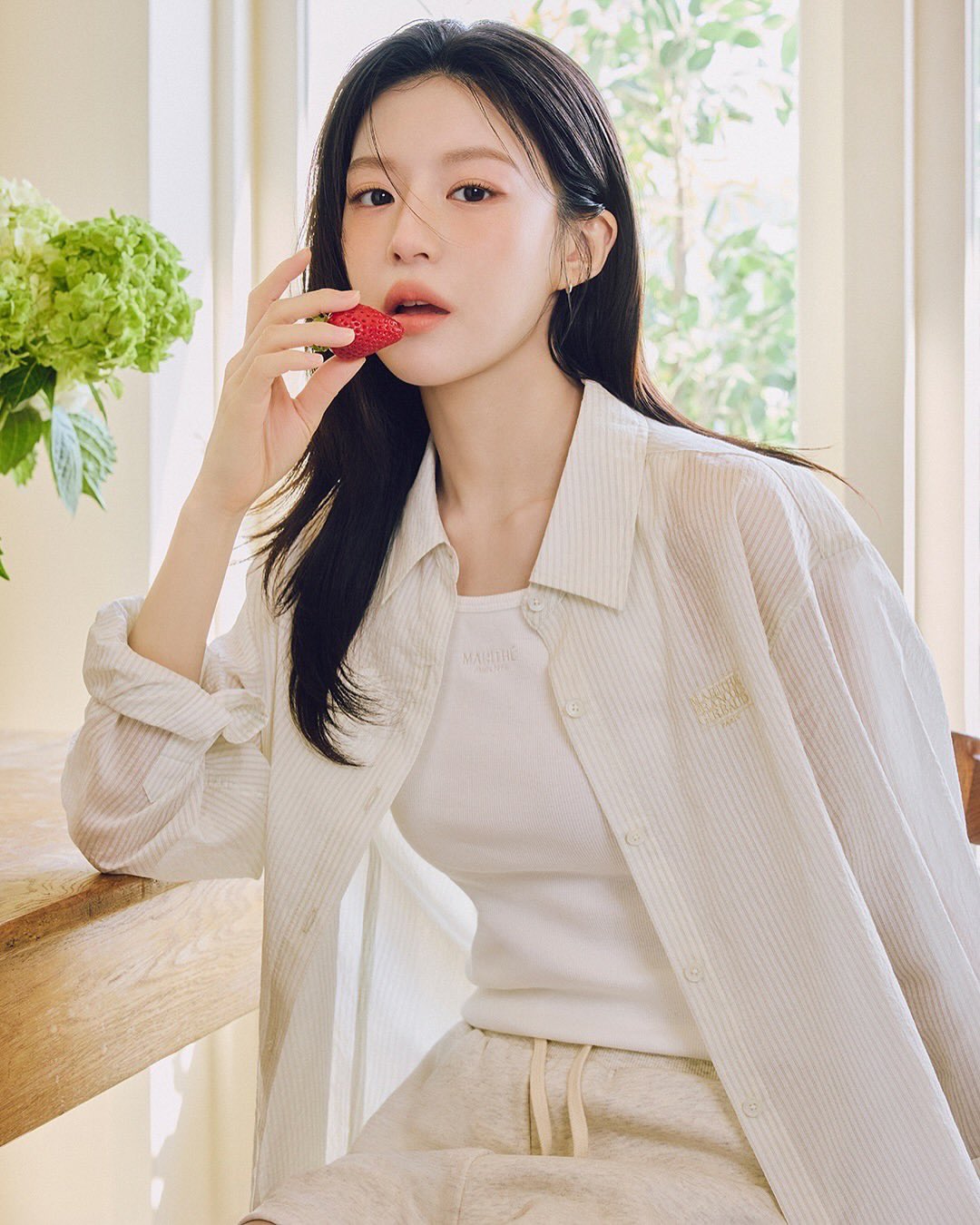 A moment captured by a fan of Go Younjung