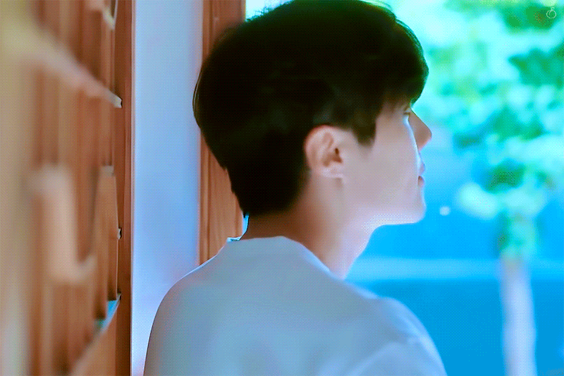 A moment captured by a fan of Kim Seonho
