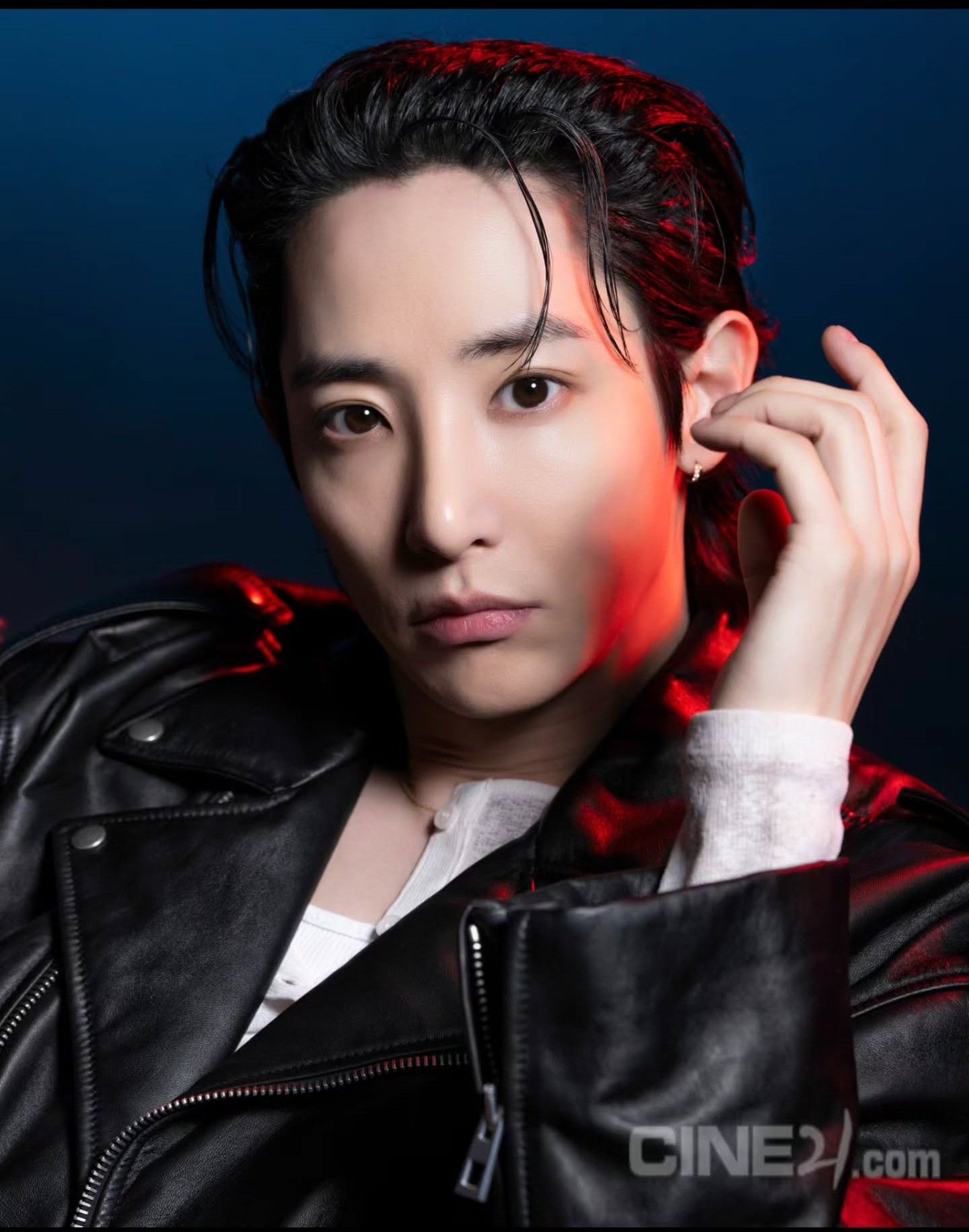 Behind-the-scenes cut of Lee Soohyuk