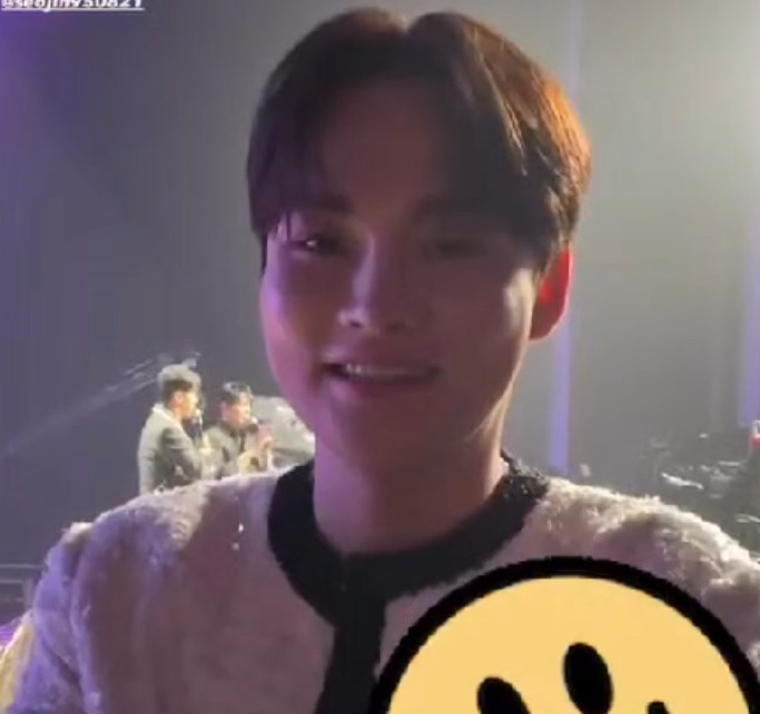 박서진의 비하인드 컷