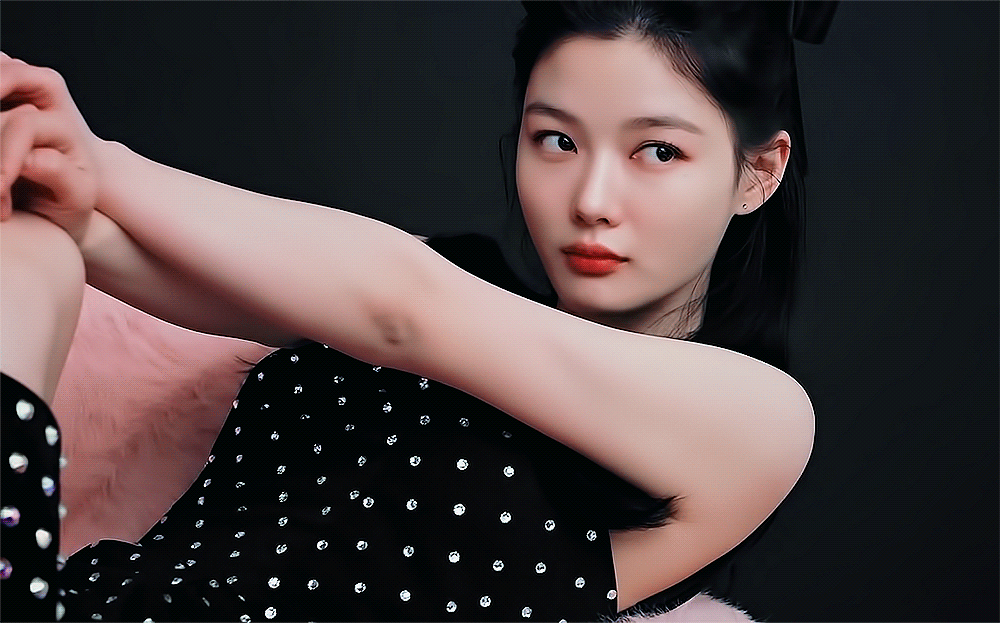 Latest photo of Kim Youjung