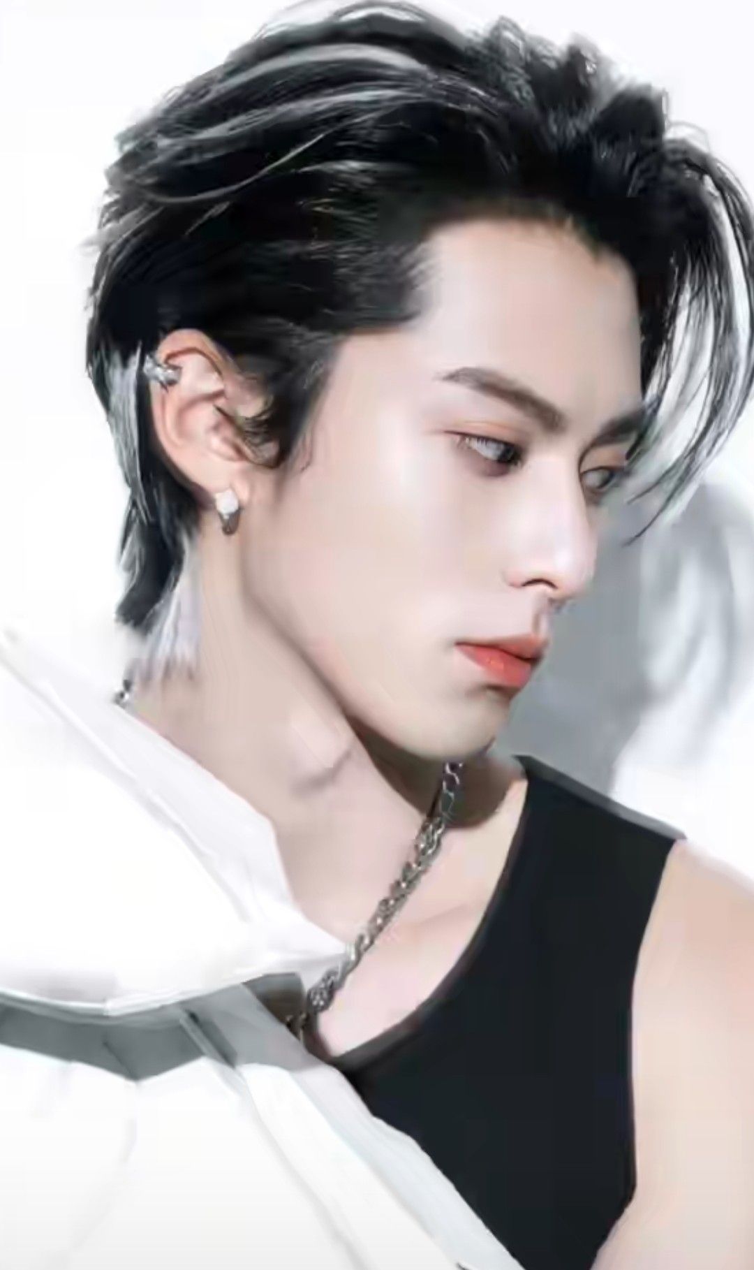 Behind-the-scenes cut of Dylan Wang