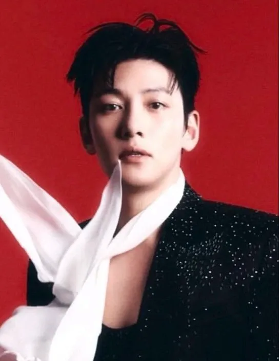 지창욱의 비하인드 컷