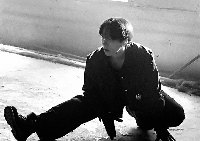 イ・ジュノの最近の活動ショット