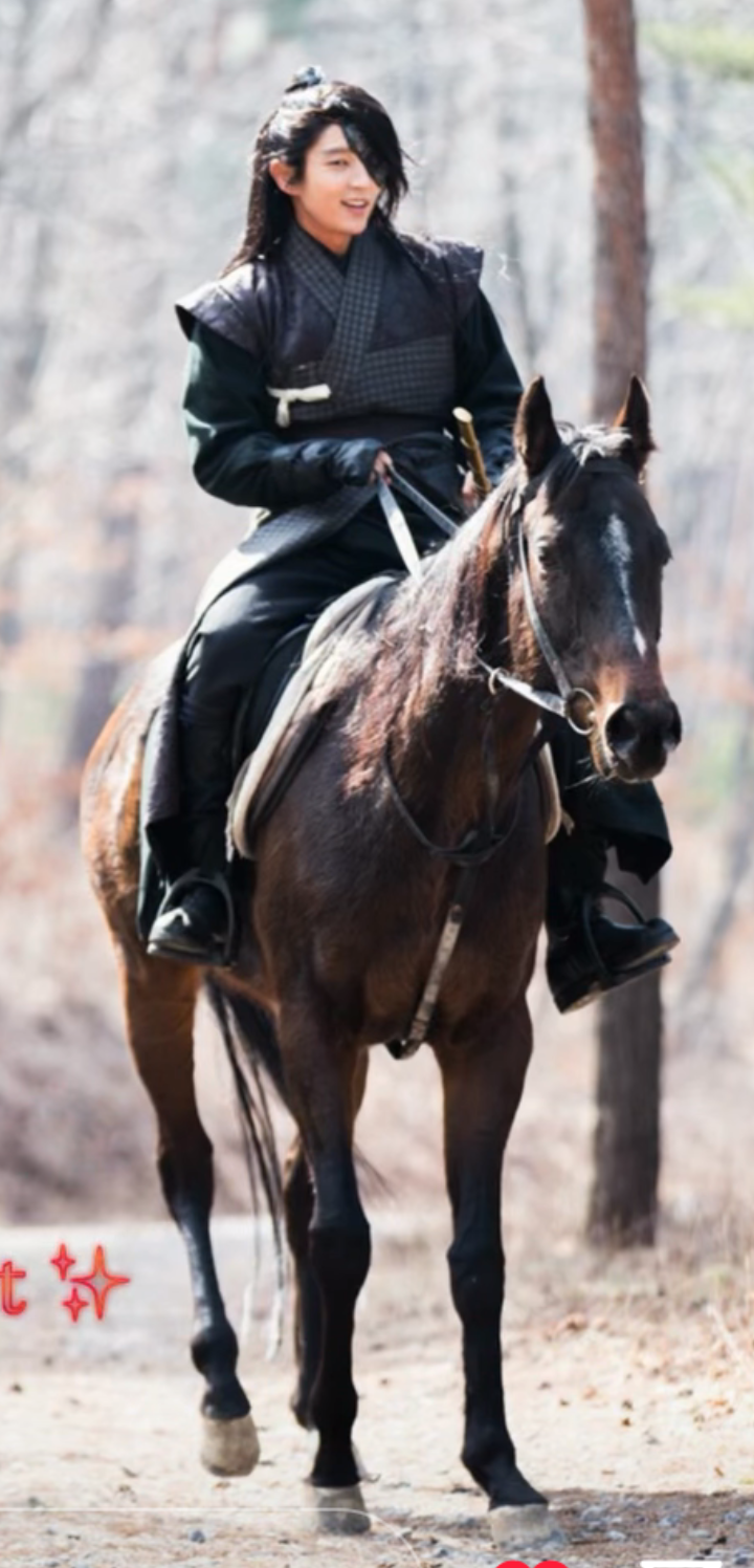 イ・ジュンギの最近の活動ショット