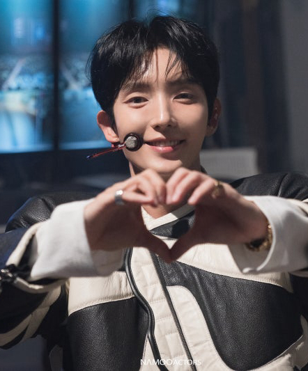 Latest photo of Lee Joongi