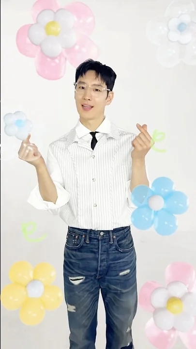 A moment captured by a fan of Lee Jaehoon