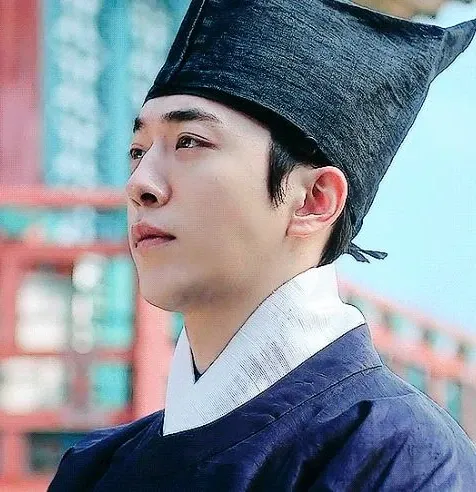 Behind-the-scenes cut of Nam Joohyuk