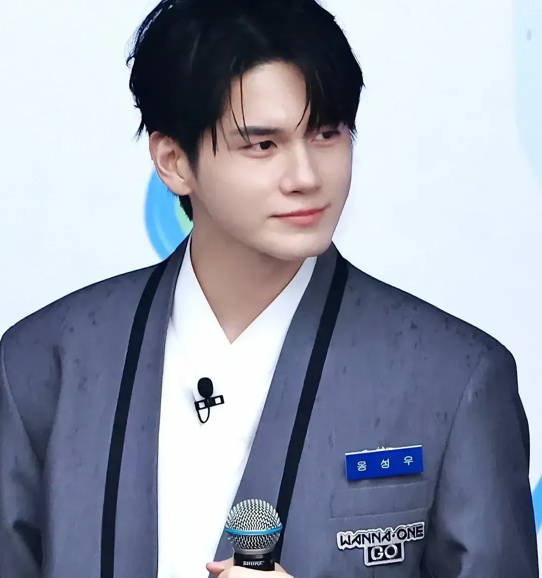 옹성우의 비하인드 컷