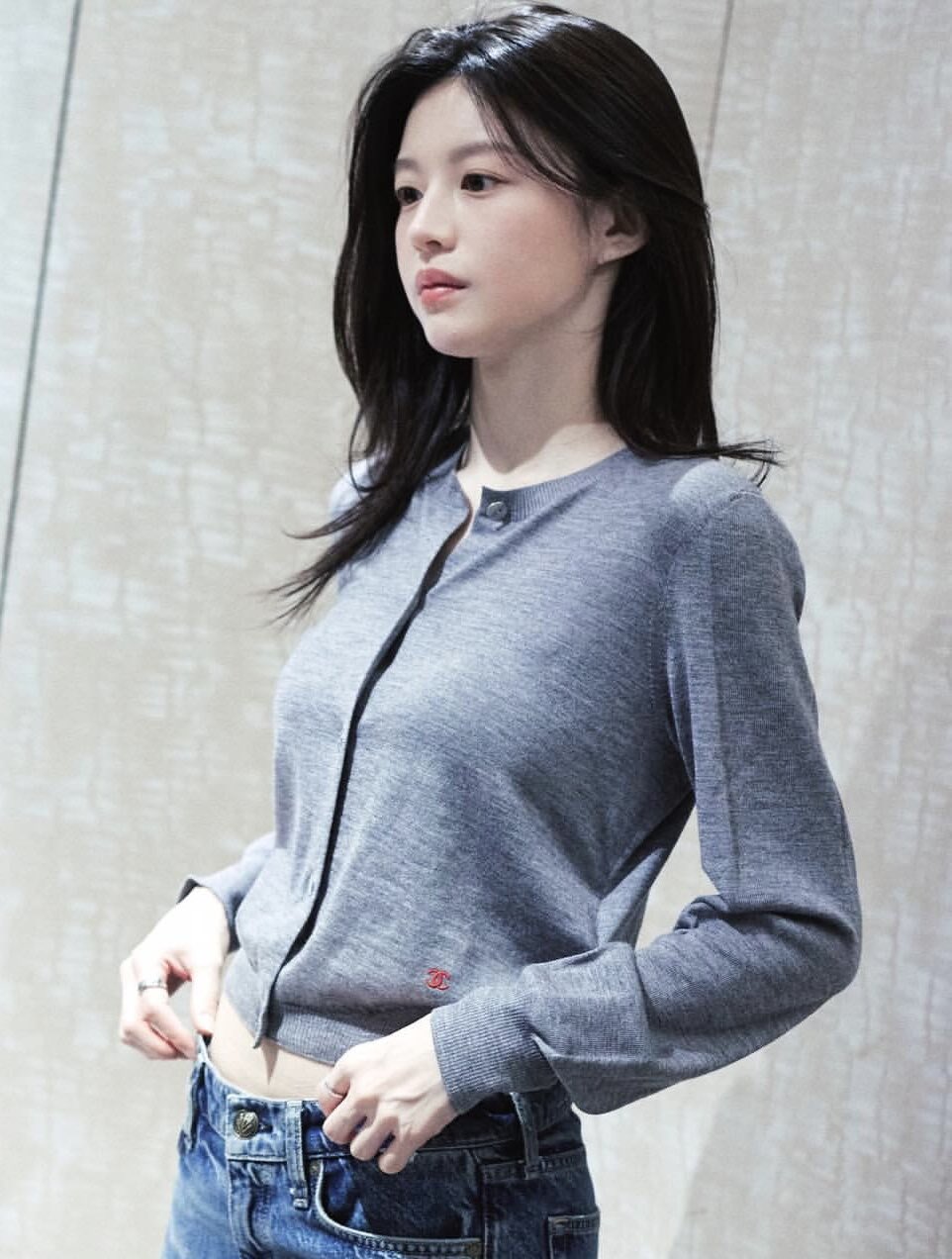 Behind-the-scenes cut of Go Younjung