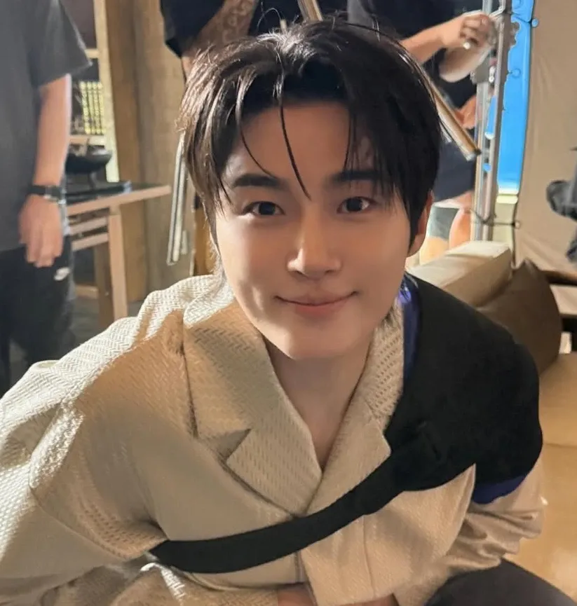 A moment captured by a fan of Byeon Wooseok