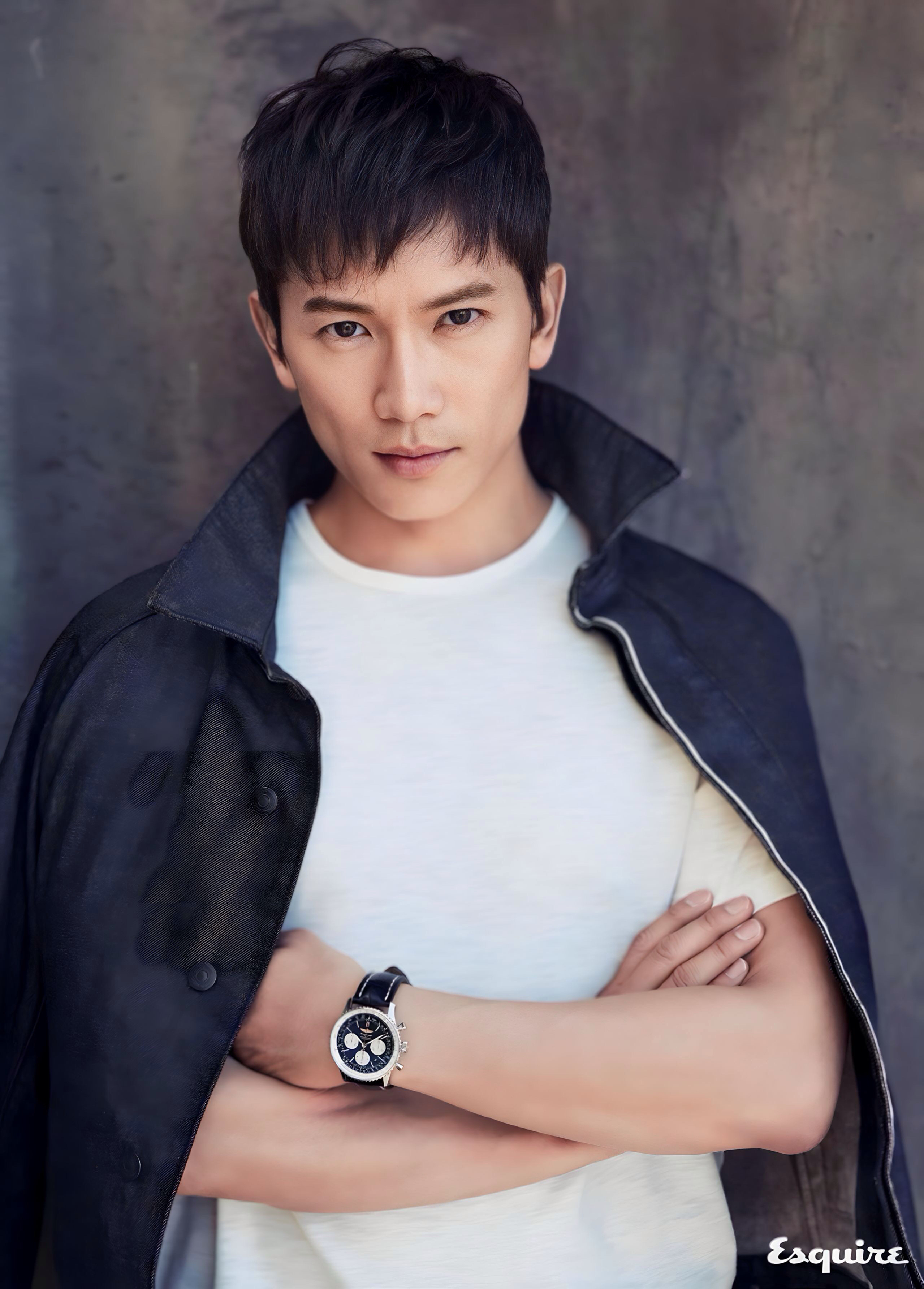 Recent activity shot of Ji Sung