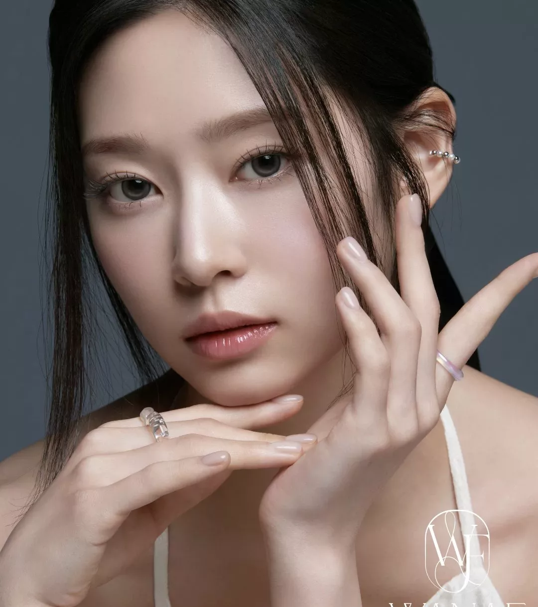 Recent activity shot of Kim Minju
