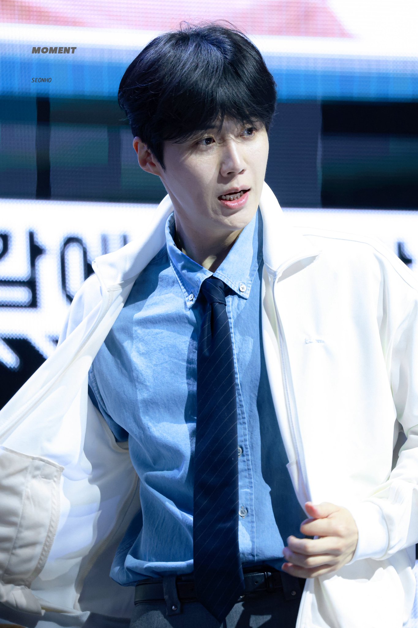 Behind-the-scenes cut of Kim Seonho