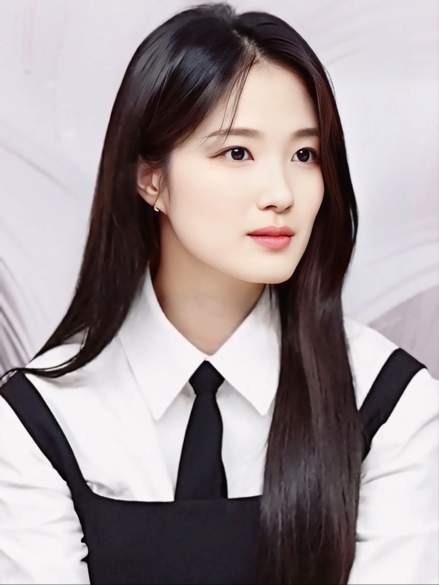 Latest photo of Kim Hyeyoon