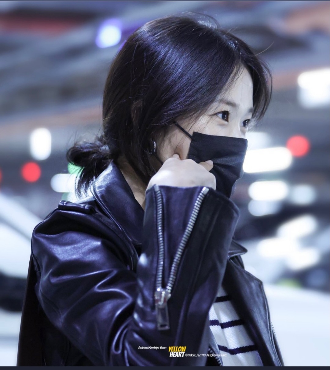 Recent activity shot of Kim Hyeyoon