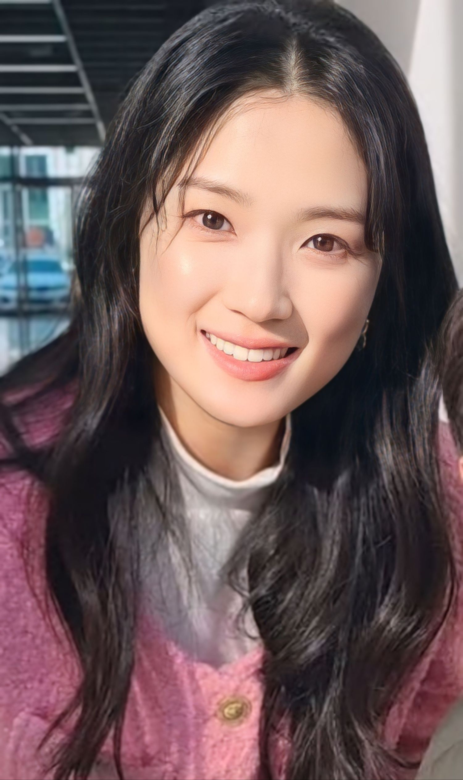 Recent activity shot of Kim Hyeyoon