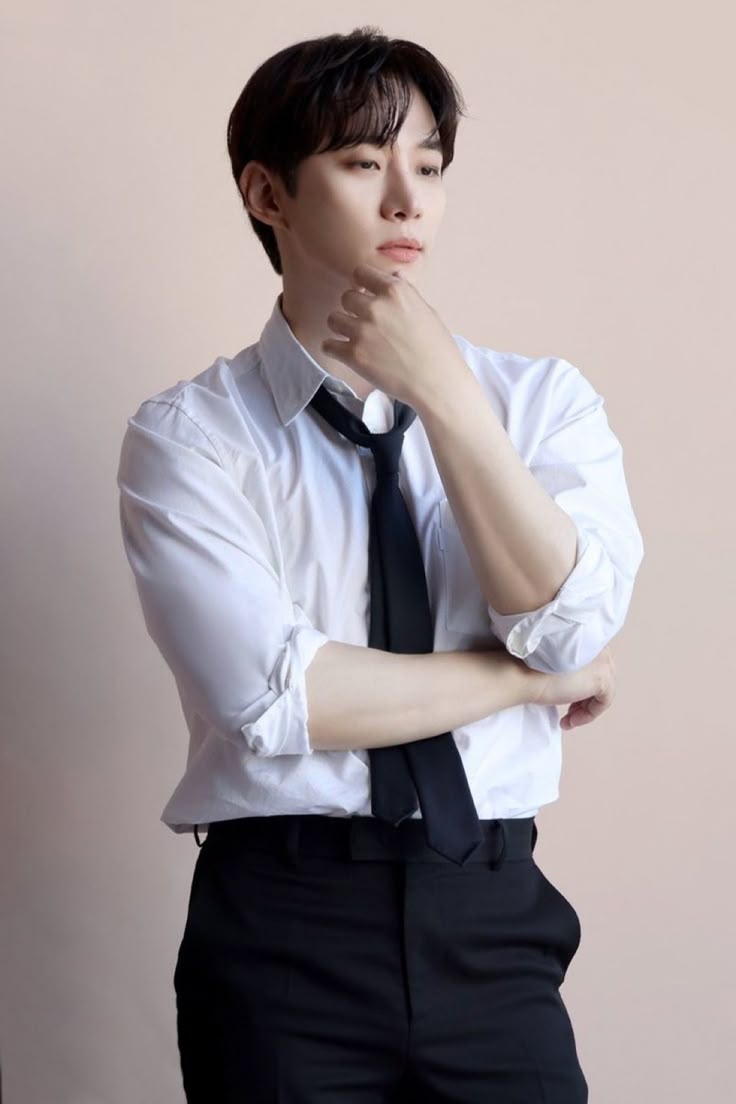 イ・ジュノのビハインドカット