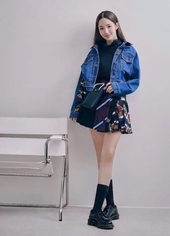 Recent activity shot of Park Minyoung