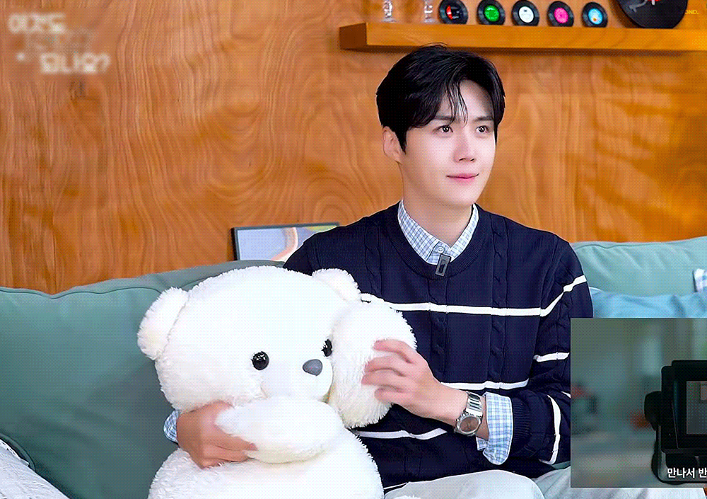 キム・ソンホの最近の活動ショット