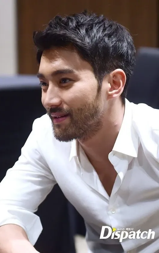 A moment captured by a fan of Choi Siwon