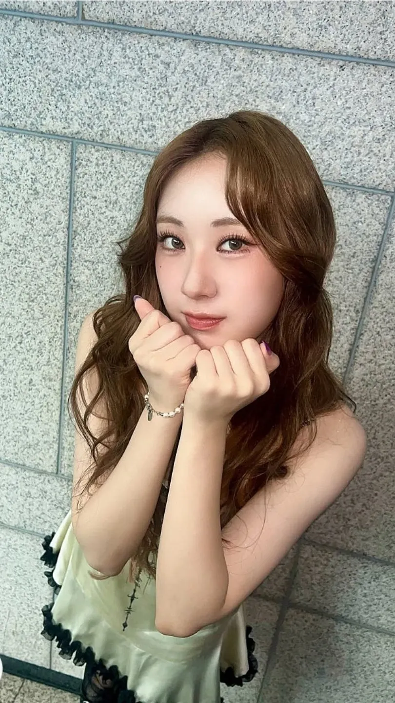 Foto terbaru dari Jeon Yujin