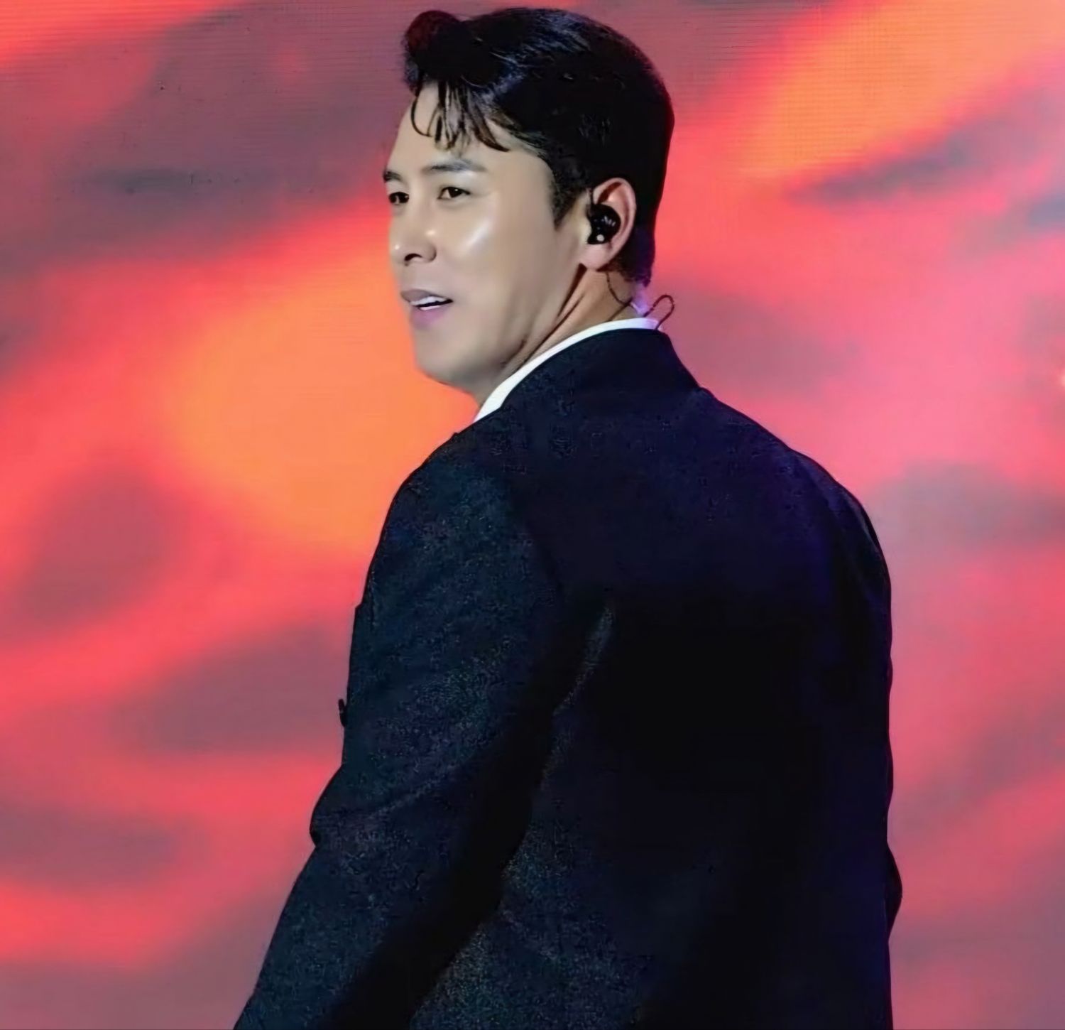 チャン・ミンホの最近の活動ショット