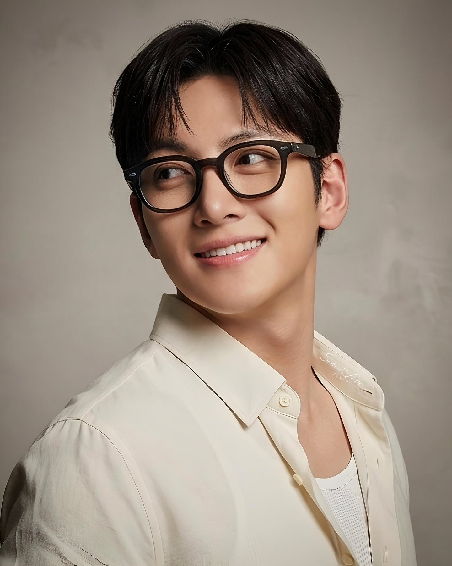 A moment captured by a fan of Ji Changwook